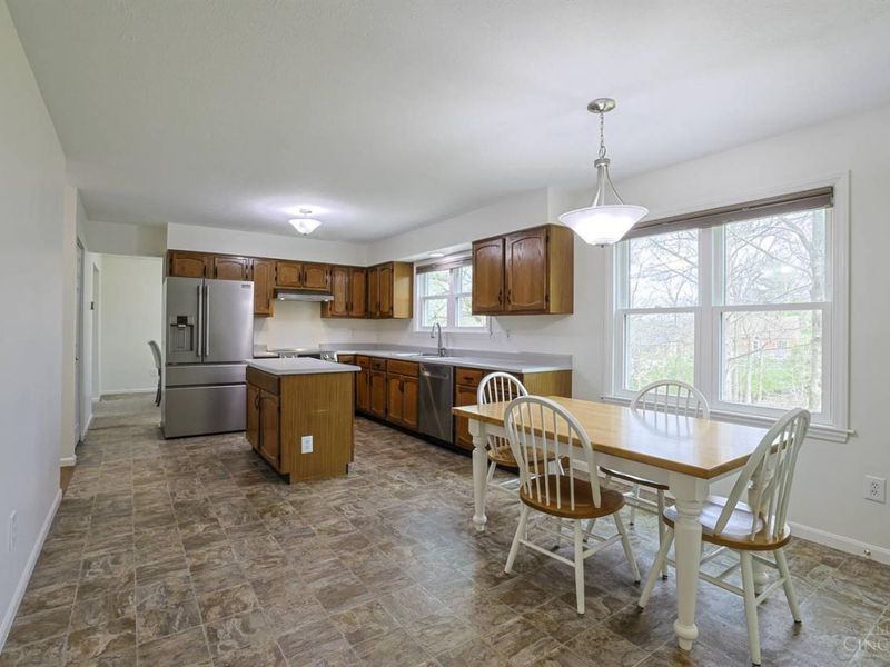 818 Genenbill Drive, Delhi Twp, OH 45238 Photo 14