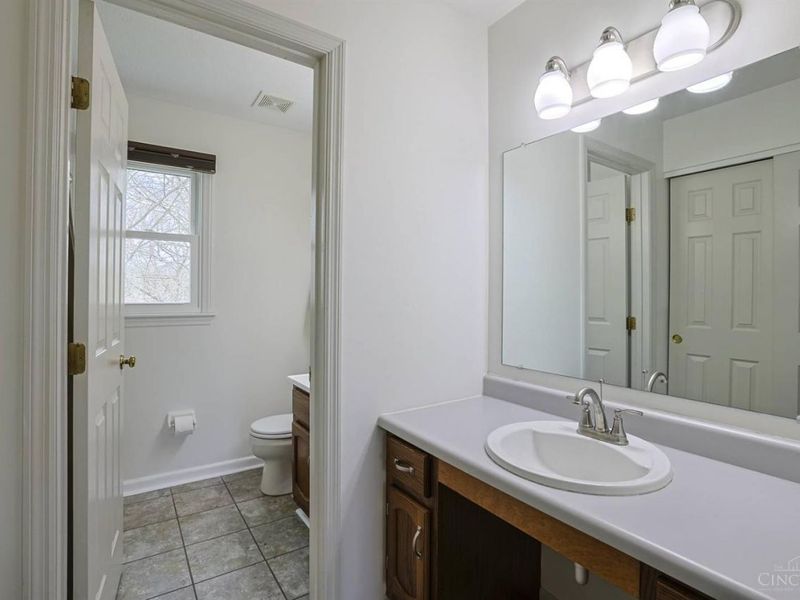 818 Genenbill Drive, Delhi Twp, OH 45238 Photo 20