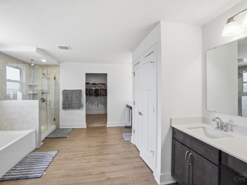 5900 Carriage Meadows Drive, Liberty Township, OH 45011 Photo 14