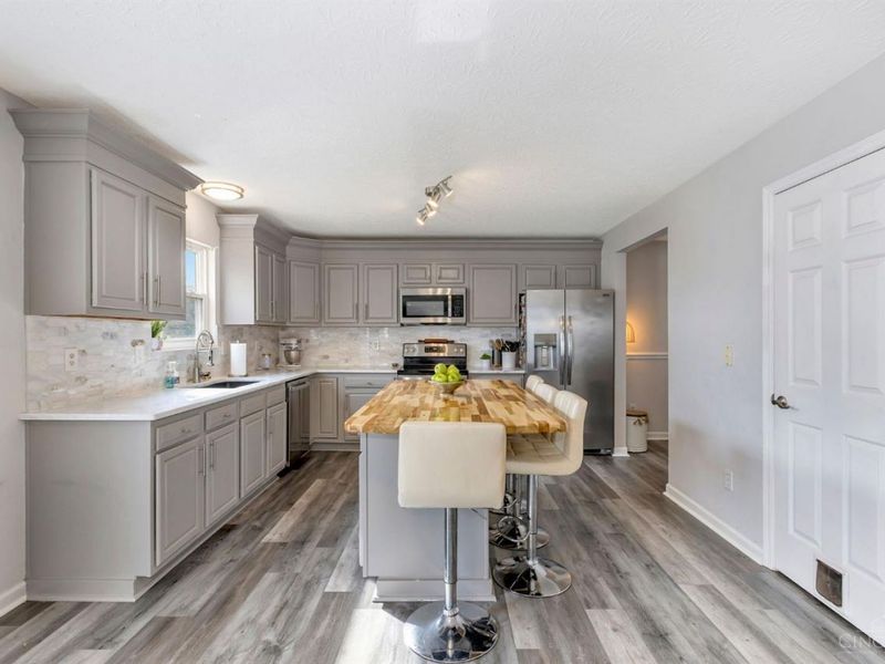 6046 Driftwood Court, Hamilton Twp, OH 45039 Photo 12