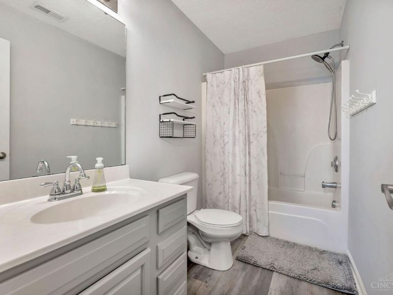 6046 Driftwood Court, Hamilton Twp, OH 45039 Photo 26