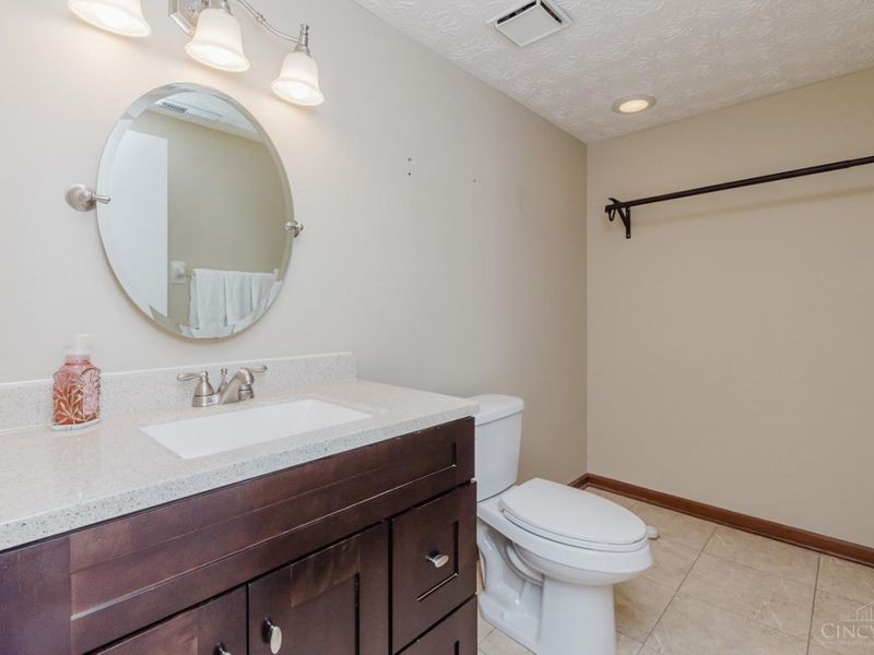 9043 Academy View Court, Washington Township, OH 45458 Photo 25