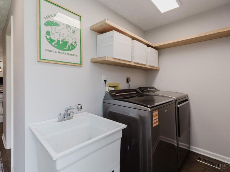 9043 Academy View Court, Washington Township, OH 45458 Photo 40