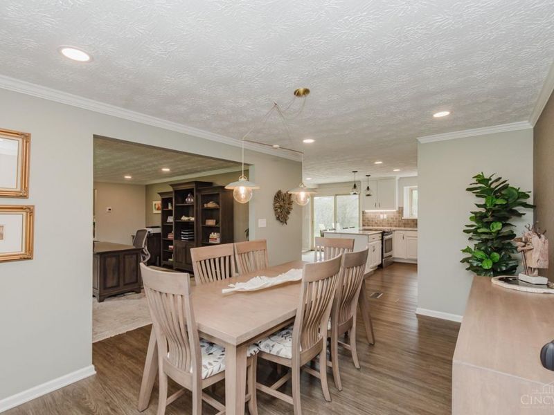 9043 Academy View Court, Washington Township, OH 45458 Photo 8