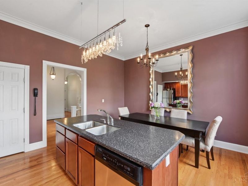 1931 Bigelow, Cincinnati, OH 45219 Photo 12