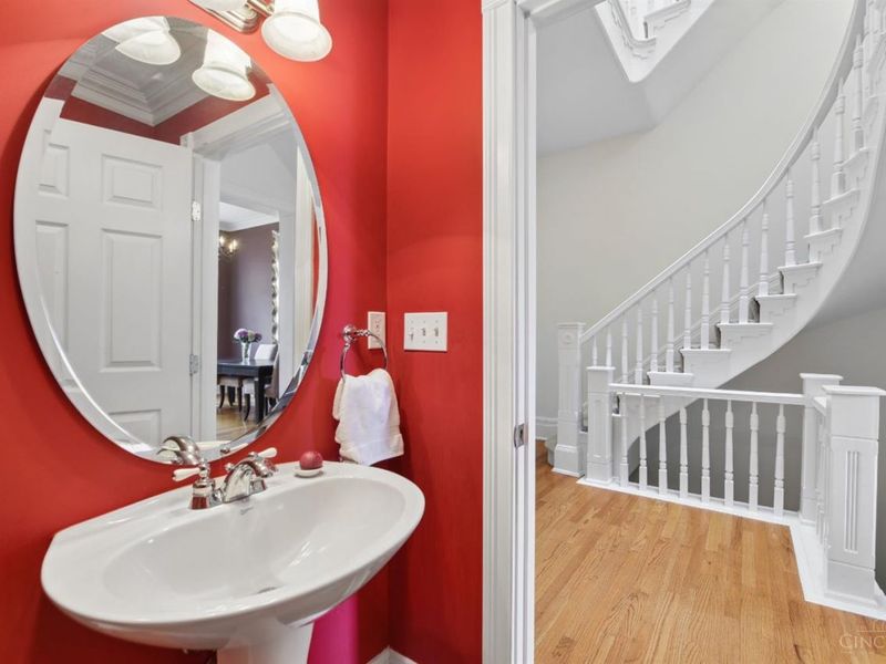 1931 Bigelow, Cincinnati, OH 45219 Photo 16