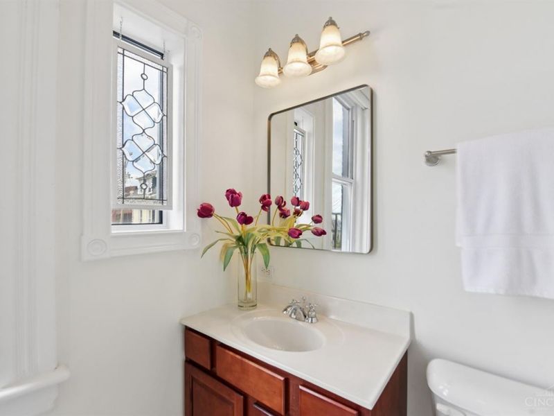 1931 Bigelow, Cincinnati, OH 45219 Photo 26