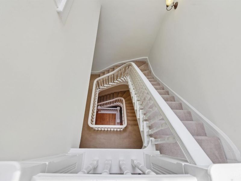 1931 Bigelow, Cincinnati, OH 45219 Photo 27