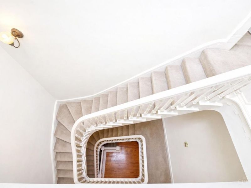 1931 Bigelow, Cincinnati, OH 45219 Photo 41