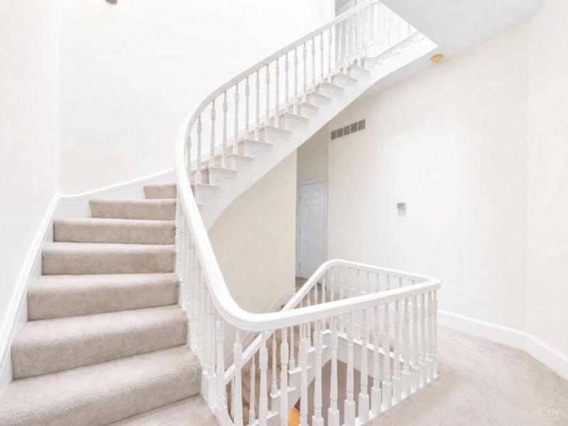 1931 Bigelow, Cincinnati, OH 45219 Photo 42