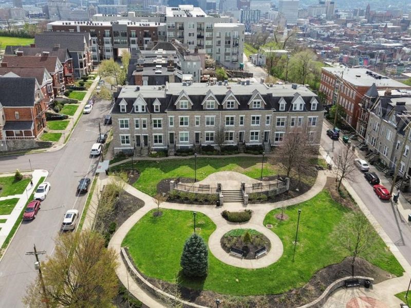 1931 Bigelow, Cincinnati, OH 45219 Photo 58