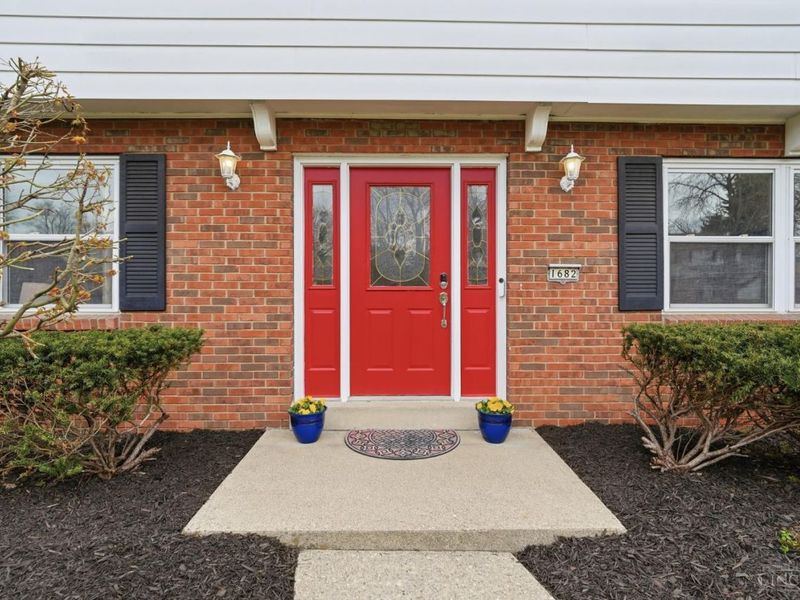 1682 Citadel Place, Cincinnati, OH 45255 Photo 2