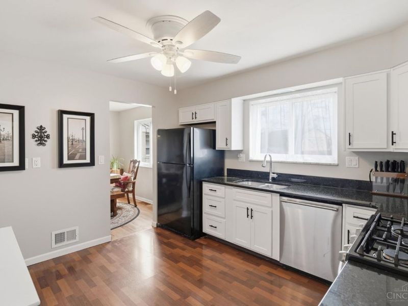 1682 Citadel Place, Cincinnati, OH 45255 Photo 9