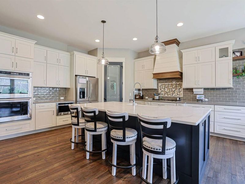 3380 Mohler Woods Lane, Evendale, OH 45241 Photo 14