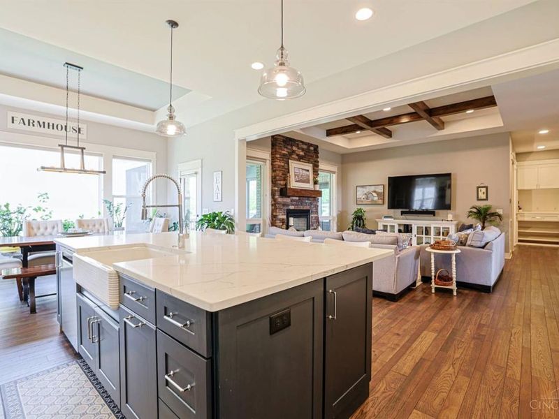 3380 Mohler Woods Lane, Evendale, OH 45241 Photo 17