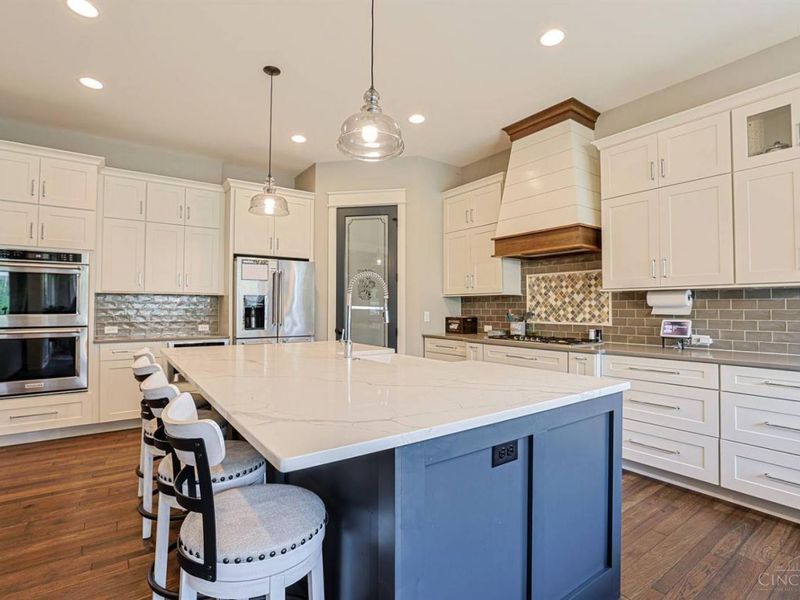 3380 Mohler Woods Lane, Evendale, OH 45241 Photo 18