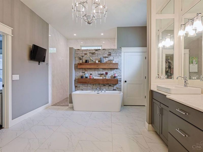 3380 Mohler Woods Lane, Evendale, OH 45241 Photo 26