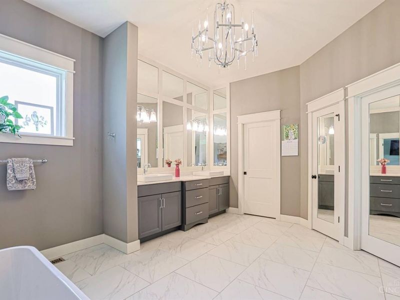 3380 Mohler Woods Lane, Evendale, OH 45241 Photo 27