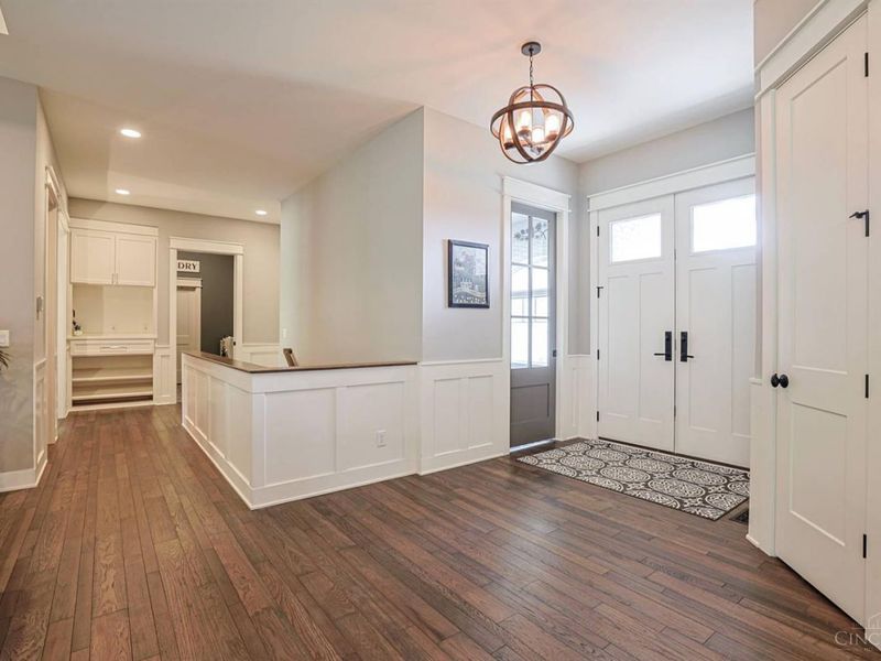 3380 Mohler Woods Lane, Evendale, OH 45241 Photo 4