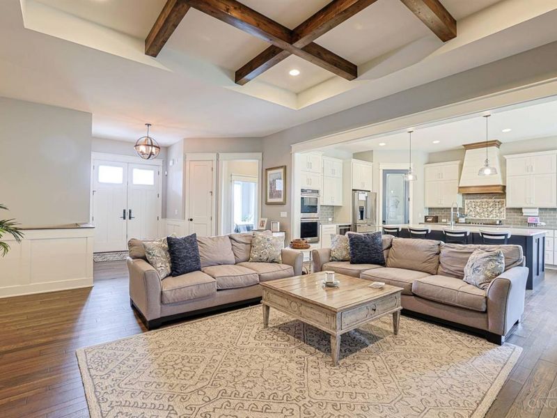 3380 Mohler Woods Lane, Evendale, OH 45241 Photo 7