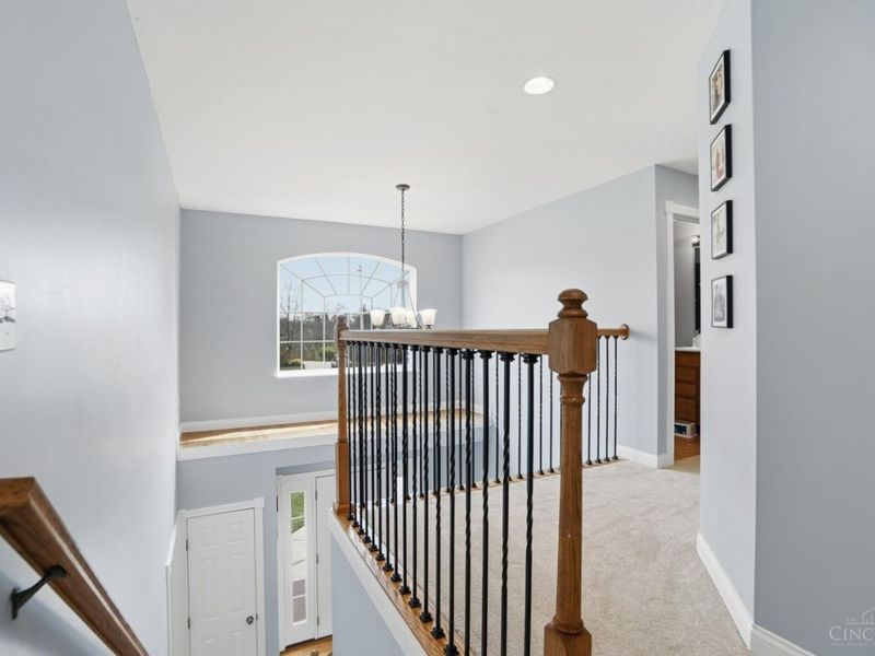 8145 Acorn Trail, Hamilton Twp, OH 45039 Photo 24