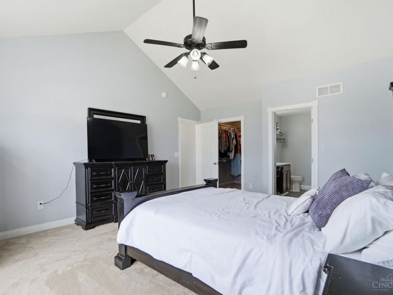 8145 Acorn Trail, Hamilton Twp, OH 45039 Photo 28