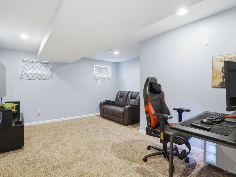 8145 Acorn Trail, Hamilton Twp, OH 45039 Photo 46