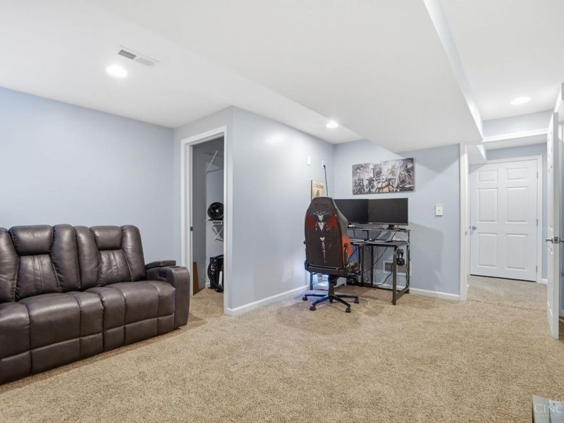 8145 Acorn Trail, Hamilton Twp, OH 45039 Photo 47