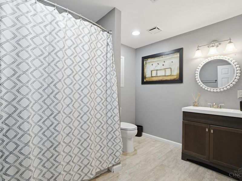 8145 Acorn Trail, Hamilton Twp, OH 45039 Photo 48