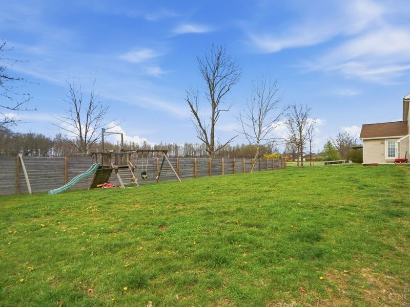 8145 Acorn Trail, Hamilton Twp, OH 45039 Photo 54