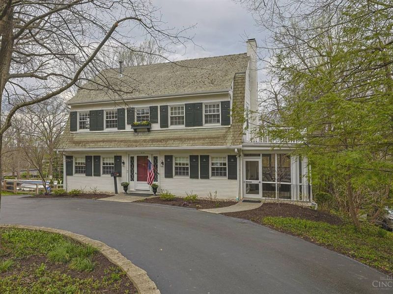 419 Reily Road, Wyoming, OH 45215 Photo 2