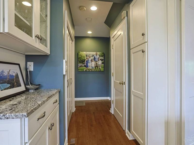 419 Reily Road, Wyoming, OH 45215 Photo 24