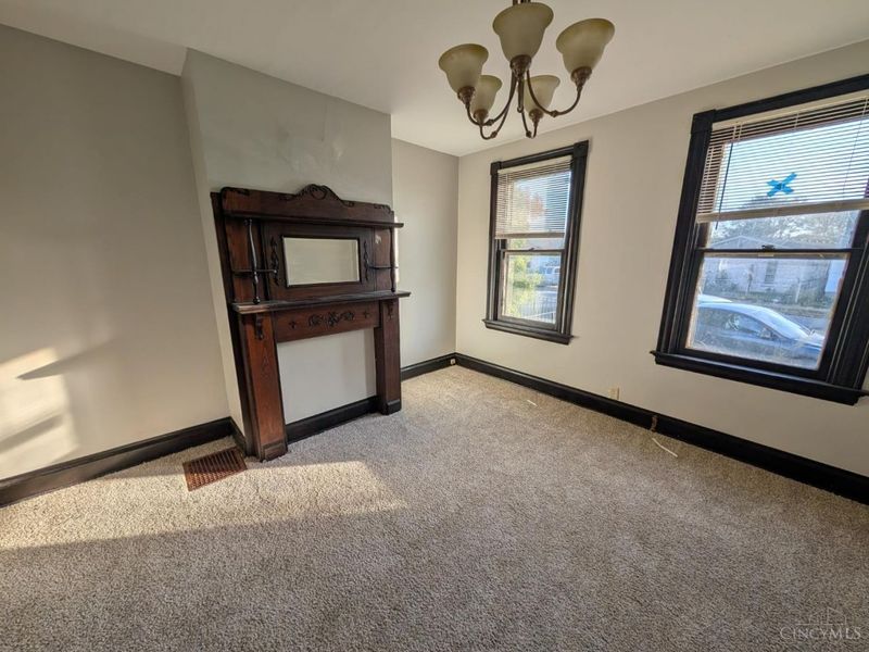 1833 Pleasant Avenue, Hamilton, OH 45015 Photo 2