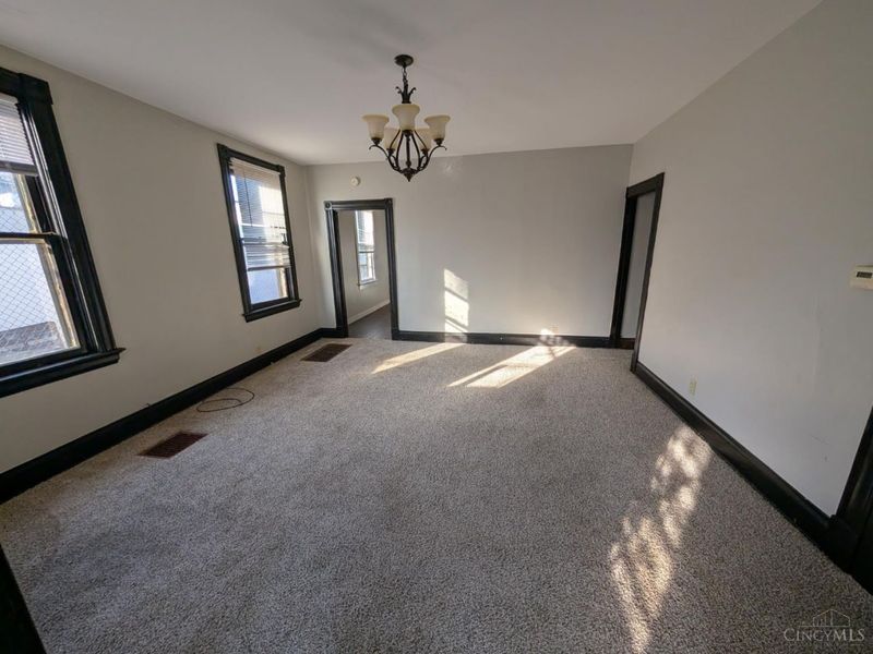 1833 Pleasant Avenue, Hamilton, OH 45015 Photo 3