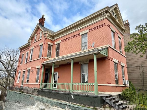 2355 W McMicken Avenue, Cincinnati, OH 45214