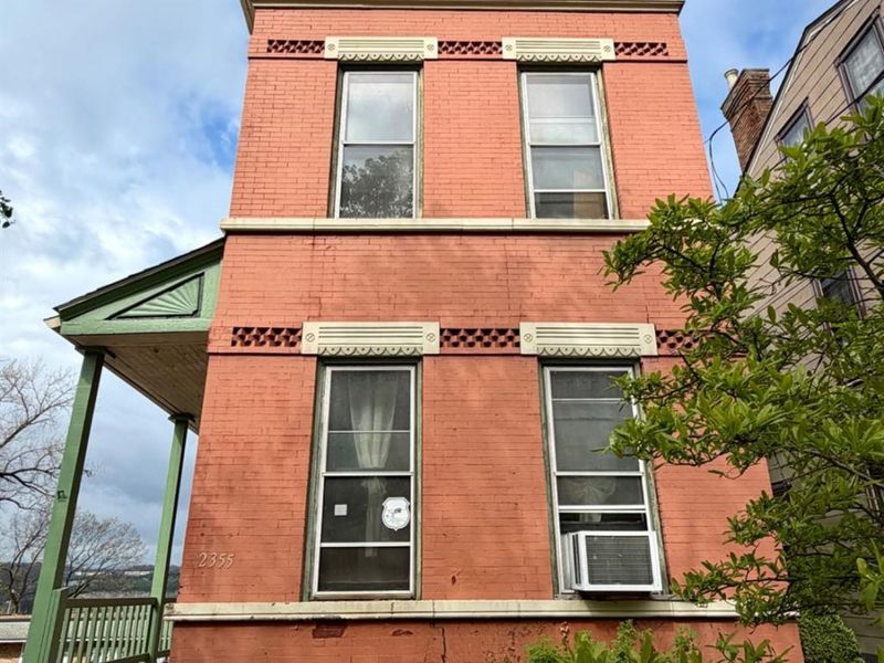 2355 W McMicken Avenue, Cincinnati, OH 45214 Photo 2