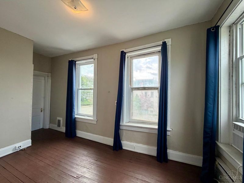 2355 W McMicken Avenue, Cincinnati, OH 45214 Photo 30