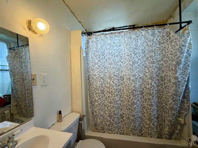 2355 W McMicken Avenue, Cincinnati, OH 45214 Photo 47