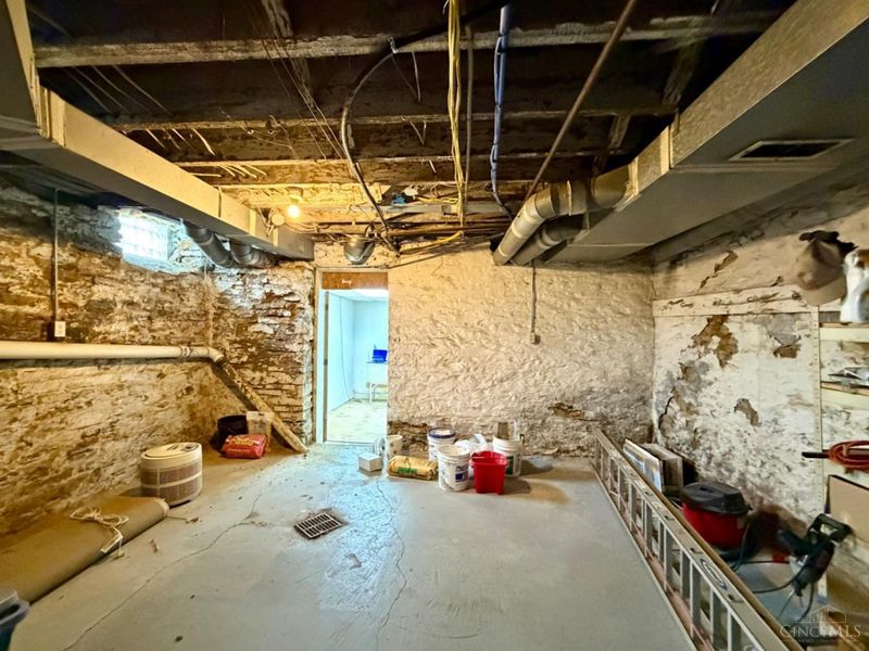 2355 W McMicken Avenue, Cincinnati, OH 45214 Photo 52