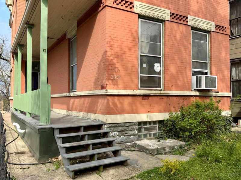 2355 W McMicken Avenue, Cincinnati, OH 45214 Photo 8