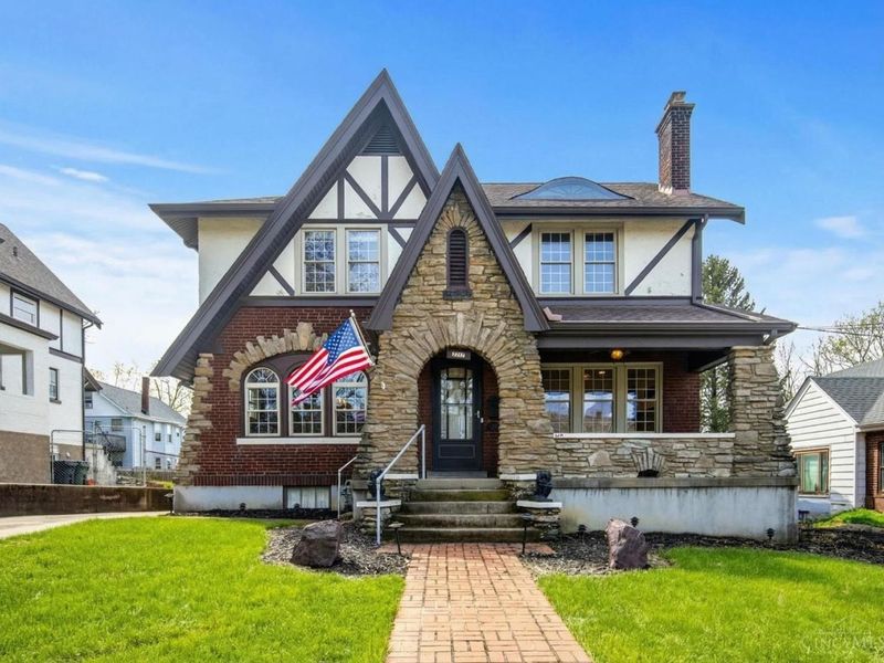 2317 Sherwood Lane, Norwood, OH 45212 Photo 2