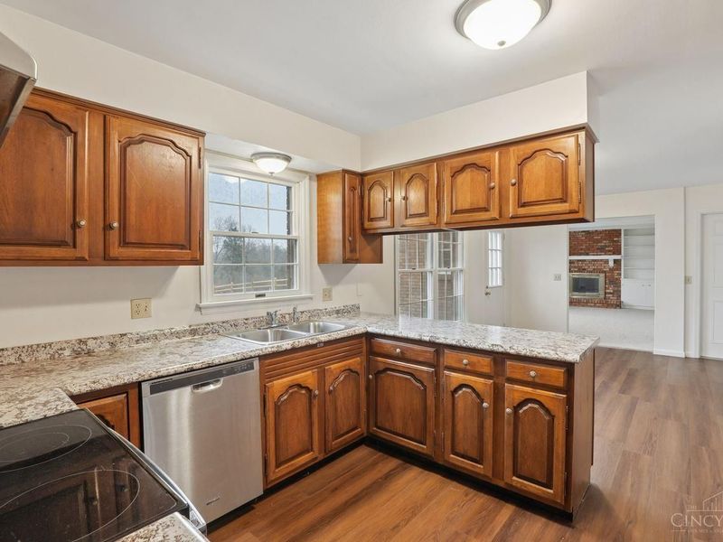 7284 Kirkridge Drive, Green Township, OH 45233 Photo 13