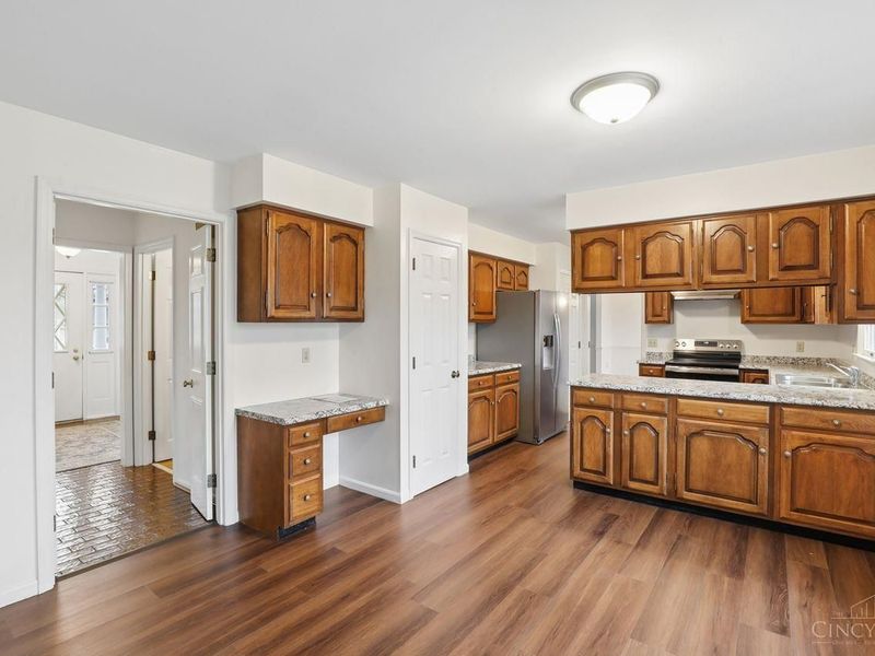 7284 Kirkridge Drive, Green Township, OH 45233 Photo 17