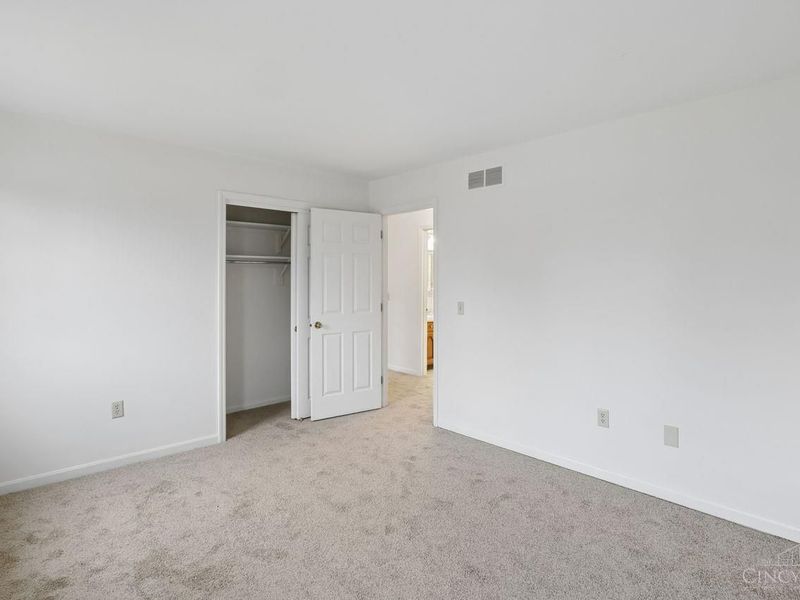 7284 Kirkridge Drive, Green Township, OH 45233 Photo 36