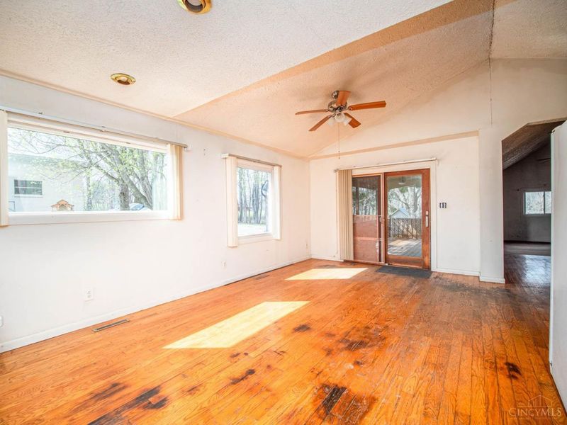 105 Belfast Pike, Hillsboro, OH 45133 Photo 18