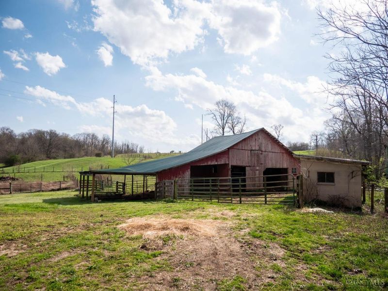 105 Belfast Pike, Hillsboro, OH 45133 Photo 36