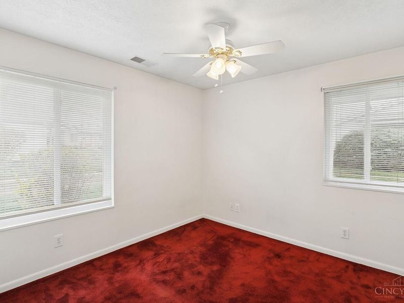 1044 E Crescentville Road, West Chester, OH 45246 Photo 10