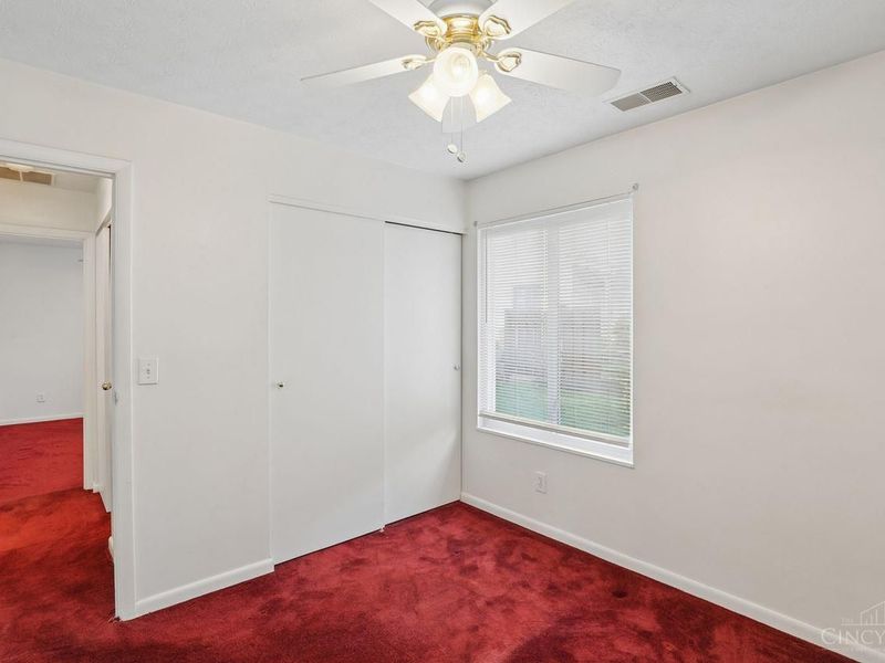 1044 E Crescentville Road, West Chester, OH 45246 Photo 11