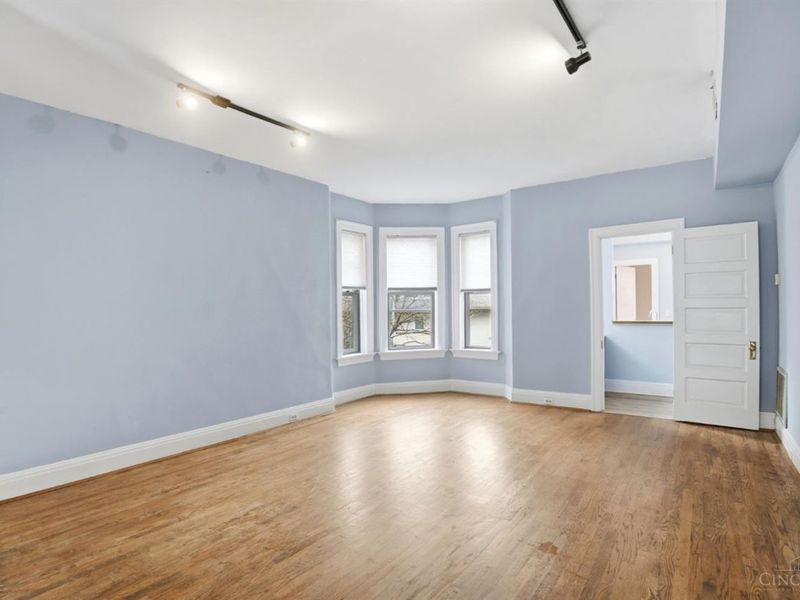 , Unit 2, Cincinnati, OH 45229 Photo 12