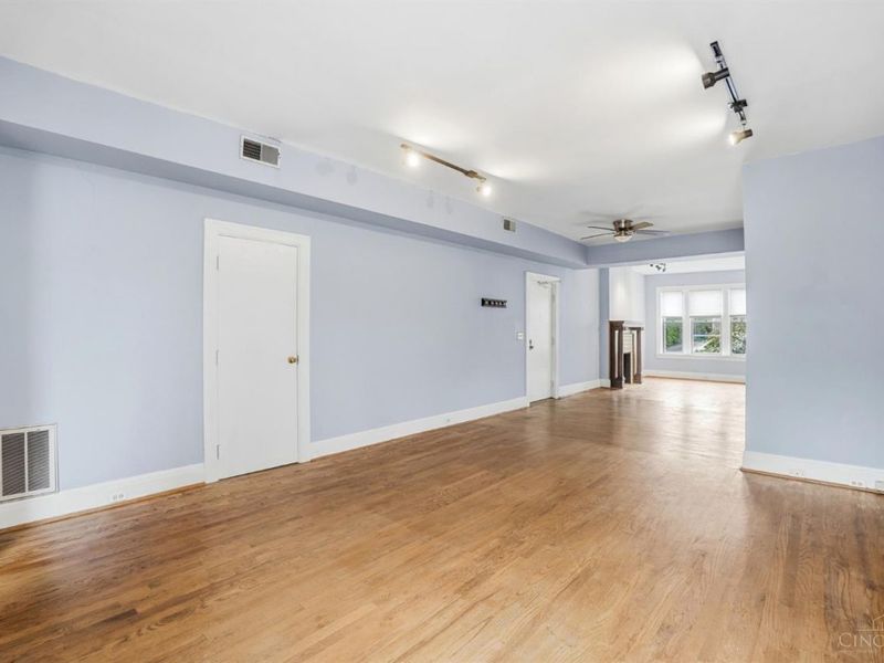 , Unit 2, Cincinnati, OH 45229 Photo 14